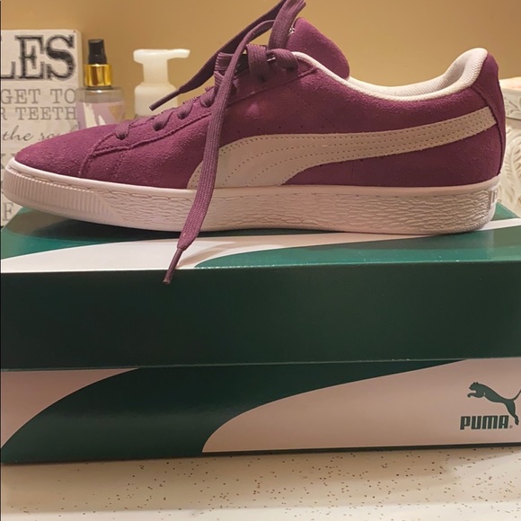 Purple Pumas Suede Classic - Picture 4 of 6